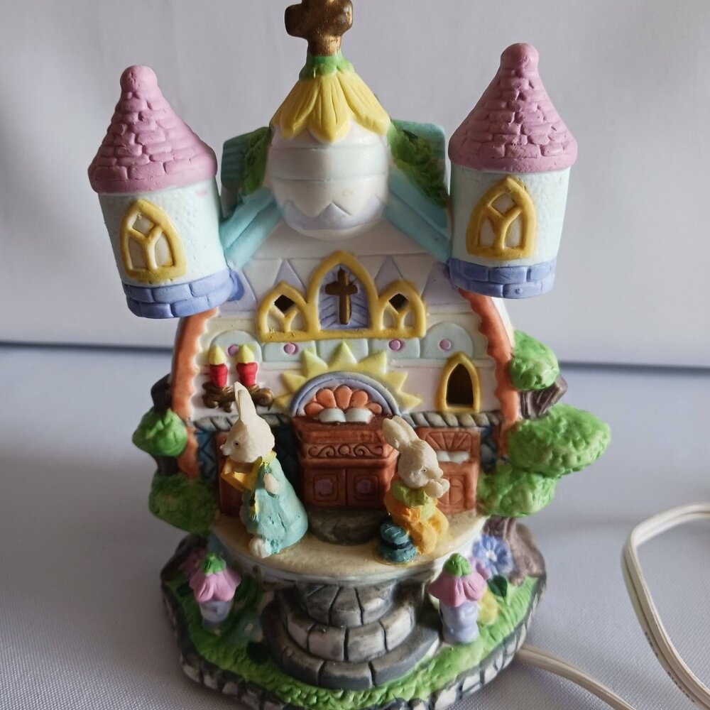 NIB Bealls Cottontail Country Collection Multi-Color Porcelain Egg Shaped Light - Picture 5 of 10